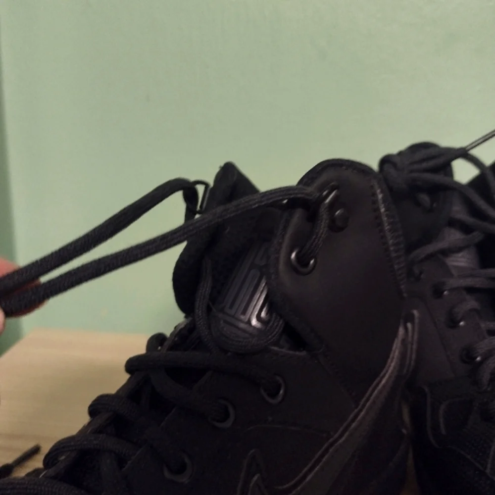 Nike Men's Son Of Force Mid Sneakers - Picture 8 of 16